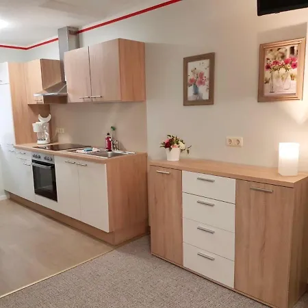 Sonja Mueller 3* Nohra (Weimar)