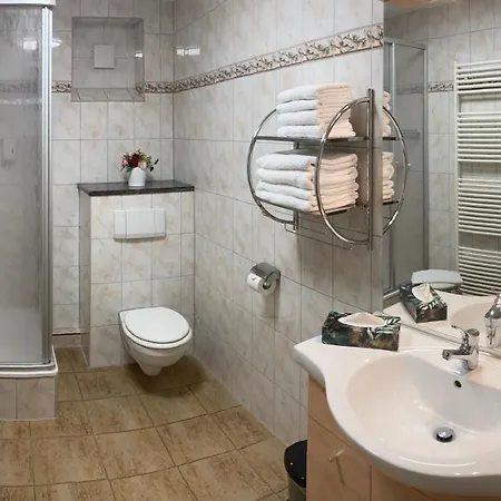 Gasthuis Sonja Mueller 3*