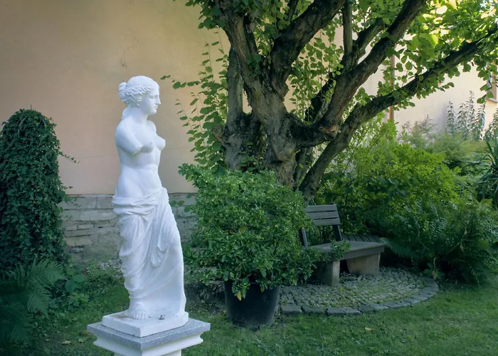 Sonja Müller Konukevi 3*